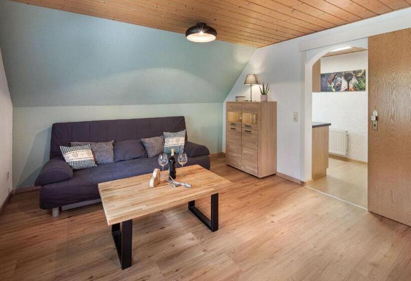 带2个卧室的公寓, Finkenhof