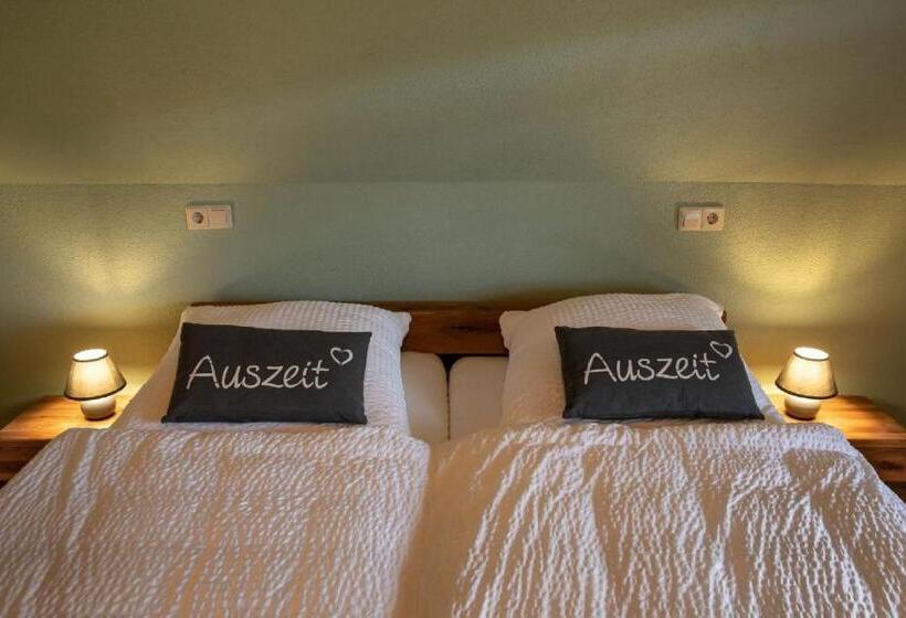 带2个卧室的公寓, Finkenhof