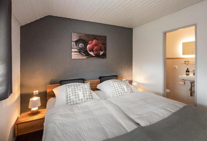 标准间, Finkenhof