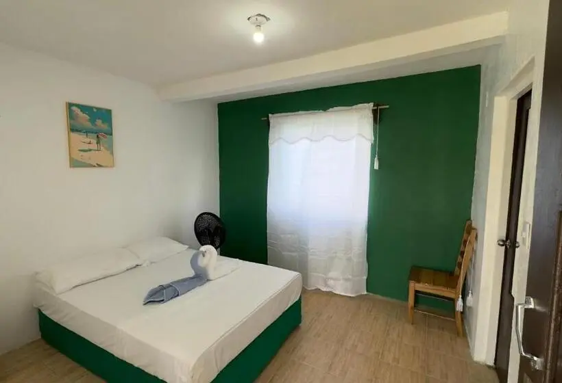 オーシャンビュースタンダードルーム, The Wave Hostel Corn Island