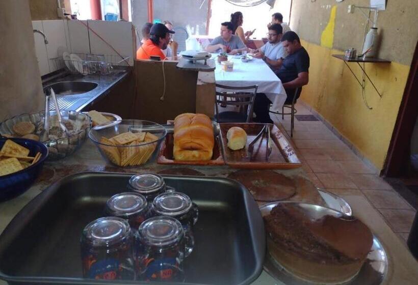 エコノミールーム, Pousada Recanto Alaketu Hospedagens