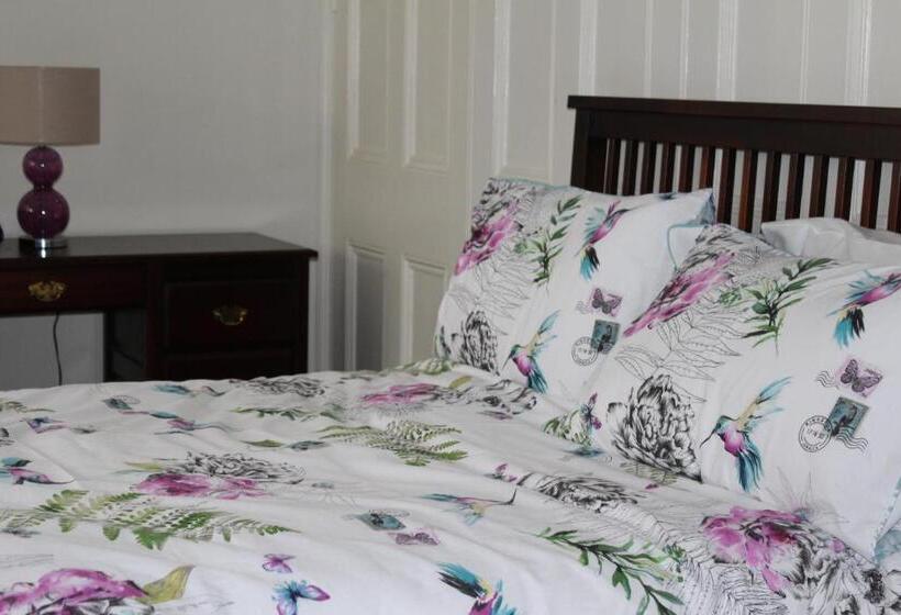 Номер Стандарт Трехместный, The Crabtree Inn