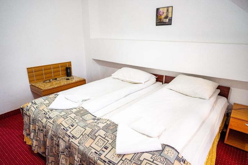 スタンダードルーム, Mountain Breeze