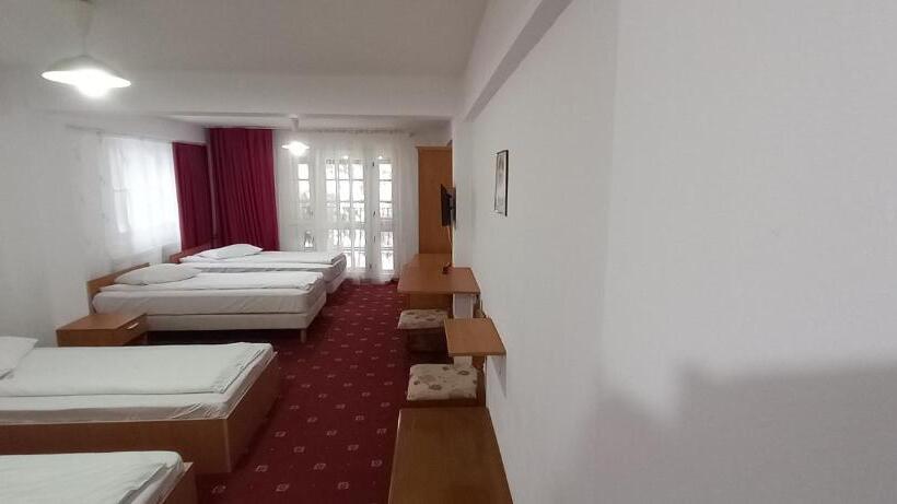 スタンダード4人部屋, Mountain Breeze