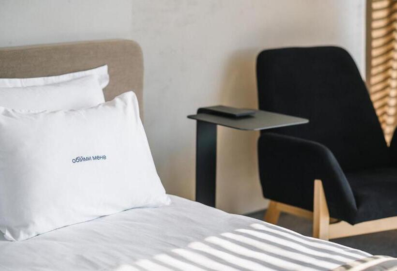 סוויטה, Ribas Rooms Lutsk