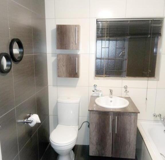 غرفة قياسية لذوى الاحتياجات الخاصة, South Serene Guest House