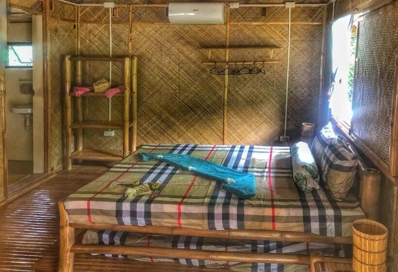 デラックスバンガロー, Camotes Hidden Huts