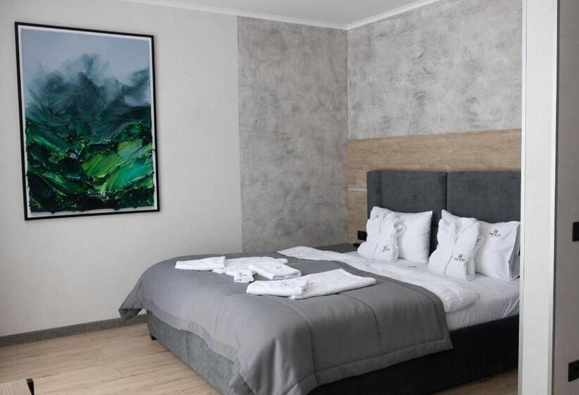 استودیوی استاندارد, Rest&ski Spa Resort