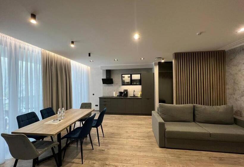 سوییت لوکس, Rest&ski Spa Resort