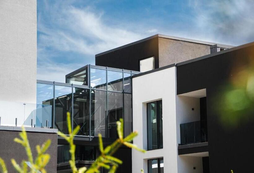 استودیوی استاندارد, Rest&ski Spa Resort