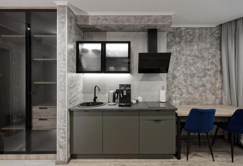 استودیوی استاندارد, Rest&ski Spa Resort