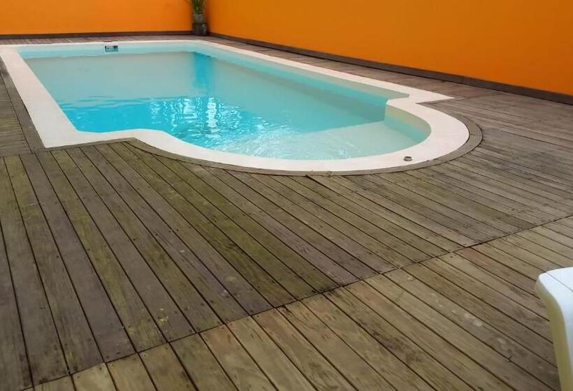 חדר משפחתי, Pousada Vô Lica Com Piscina