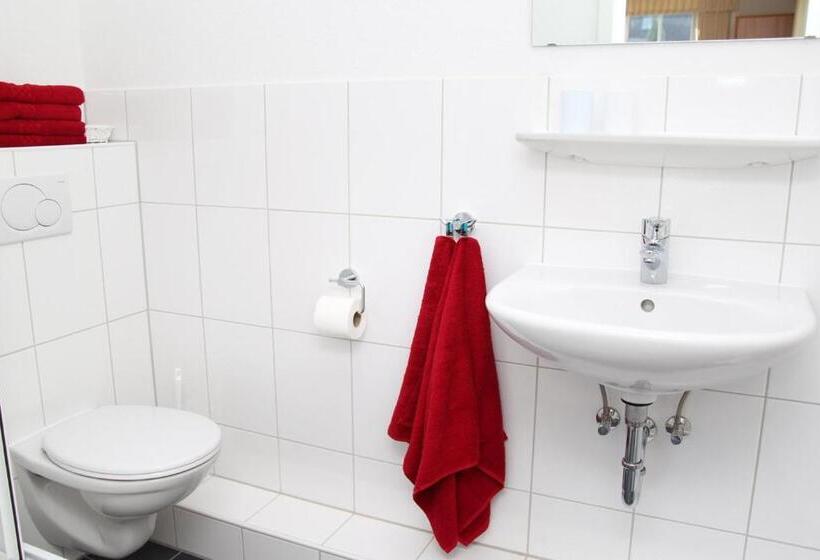 스탠다드 룸, Fürstenberg