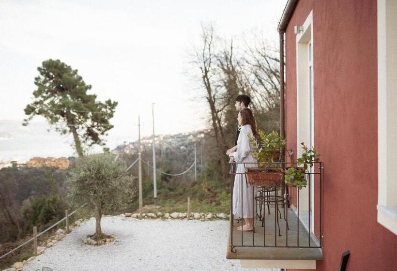 اتاق لوکس با بالکن و چشمانداز دریا, Agriturismo Belvedere 9