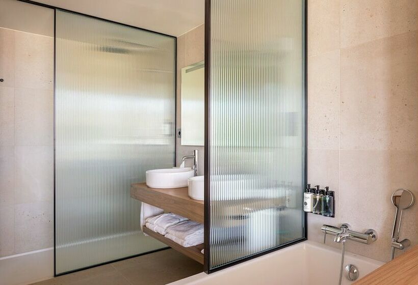 Пентхаус Люкс, Atzavara Hotel & Spa