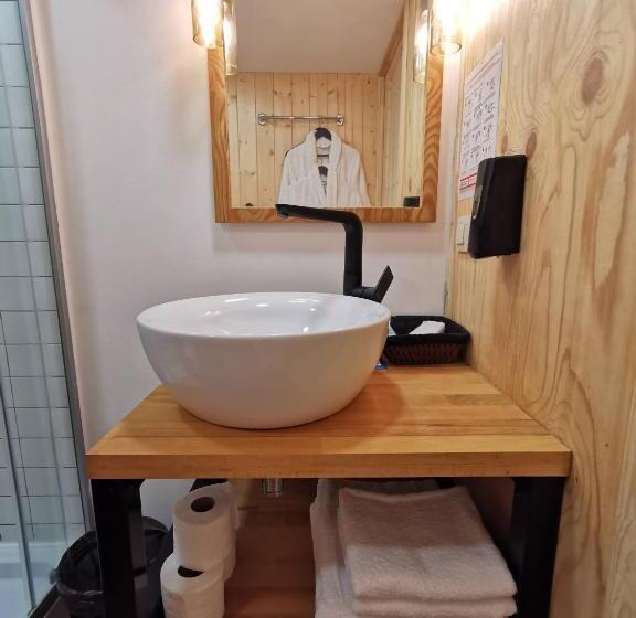 اتاق لوکس خانوادگی, Jewelberry Glamping Hotel Tbilisi