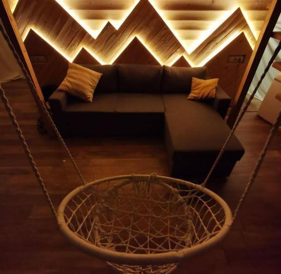 اتاق لوکس خانوادگی, Jewelberry Glamping Hotel Tbilisi