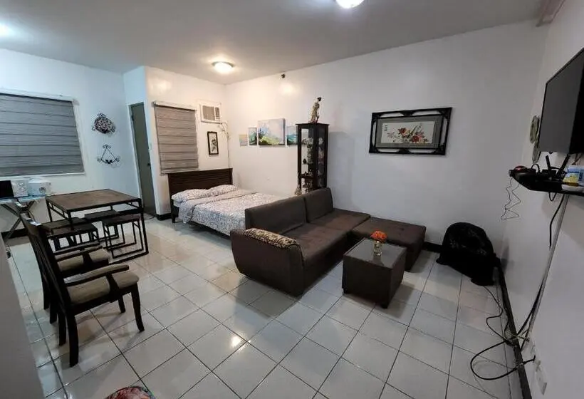 ファミリーステューディオ, Ilia S Cozy Abode Near Enchanted Kingdom & Nuvali