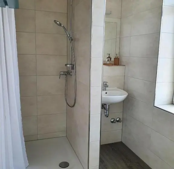 スタンダードルーム, Inselkern Einraum Apartments