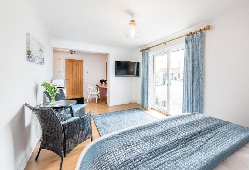 Superiorrum King Size Säng, Mandalay