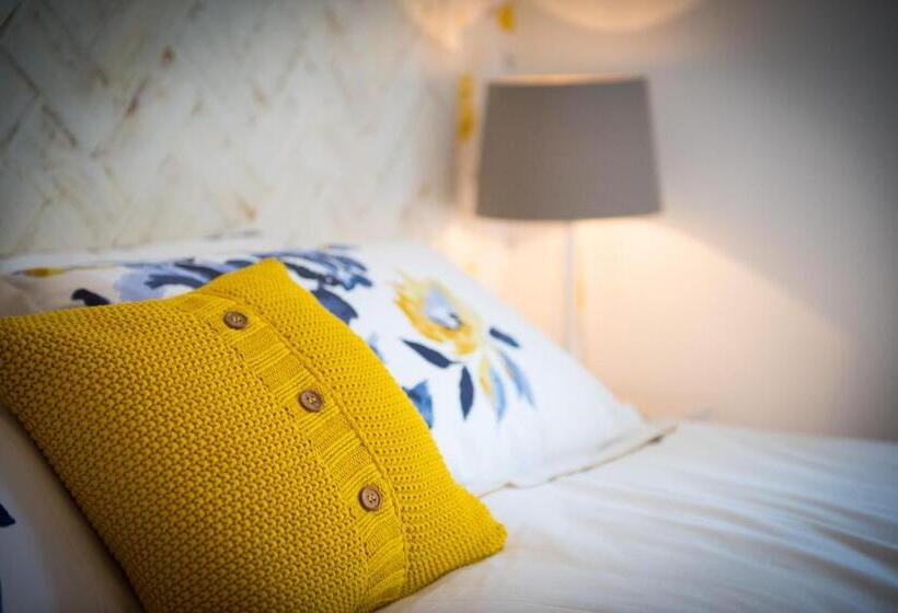 Superior Rum med Terrass, Mandalay