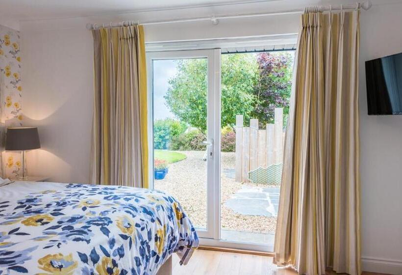 Superior Rum med Terrass, Mandalay