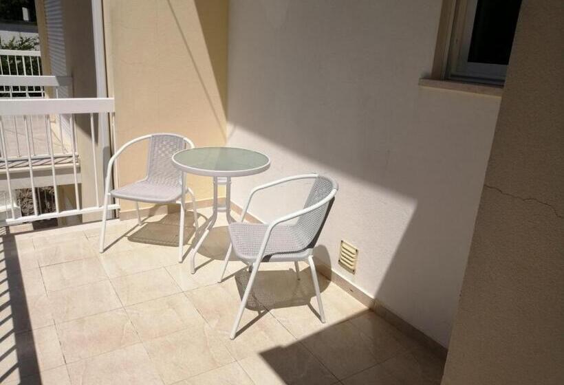 Люкс, Moradia Chicharro