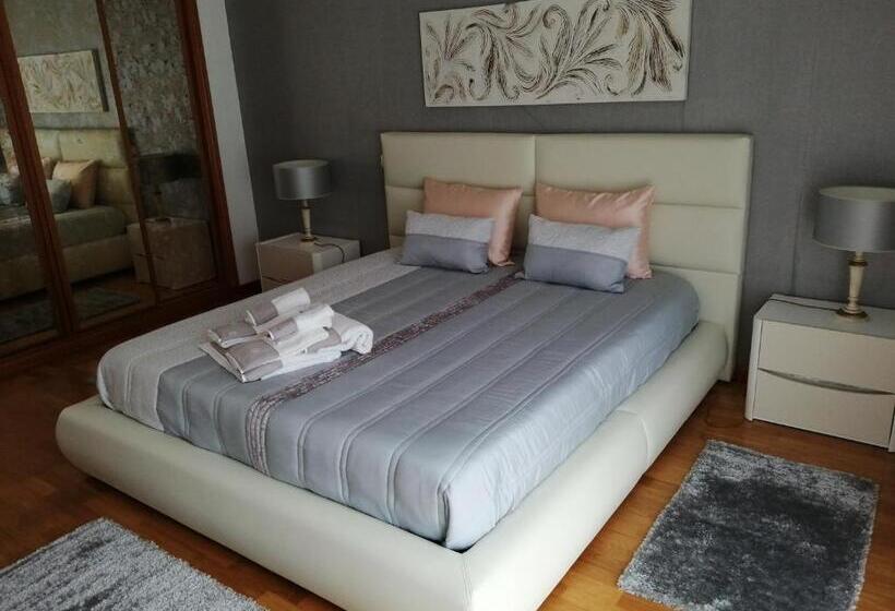 Люкс, Moradia Chicharro