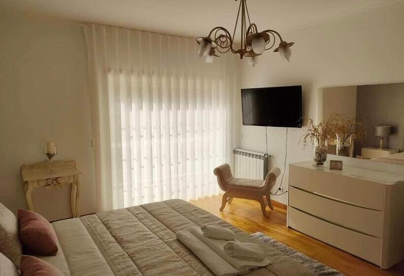 Люкс, Moradia Chicharro