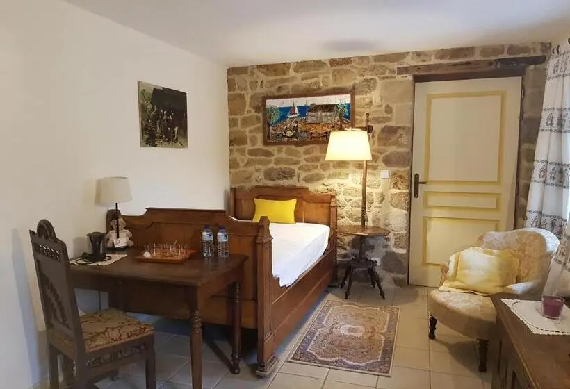 スタンダードトリプルルーム, Domaine De Keryargon, Chambres D Hôtes