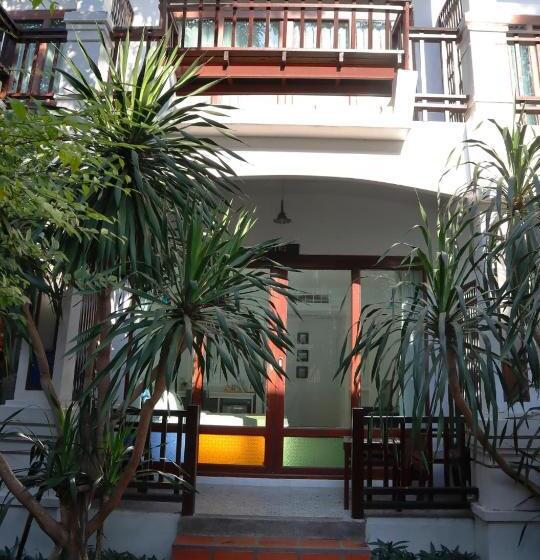 חדר סופריור, Vijit Nakorn