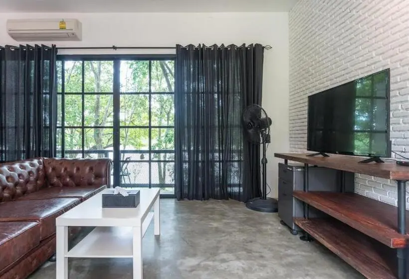 リバービュースタンダードルーム, Photharam126 Resort