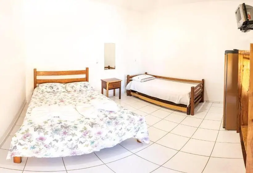 スタンダード4人部屋, Pousada Casarão Pé Na Areia Cumuruxatiba