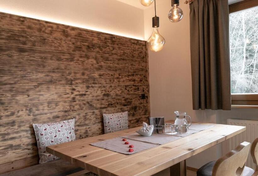 דירת חדר, Residence Alpenrose