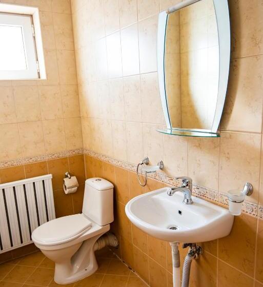 标准三人间, семеен хотел надежда