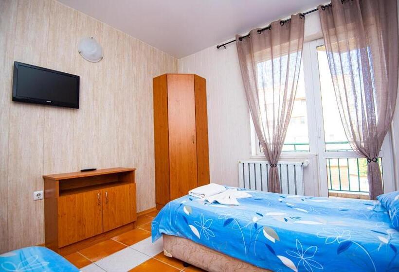 标准间, семеен хотел надежда