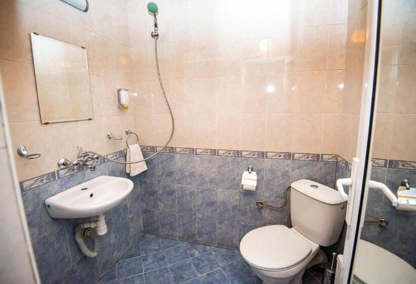 标准间, семеен хотел надежда