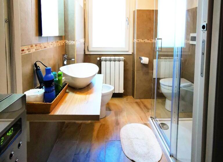 חדר קומפורט לשלושה, Amariglio Apartment