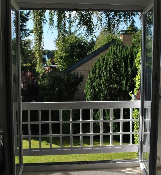 バス共有のスタンダードルーム, Villa Donar