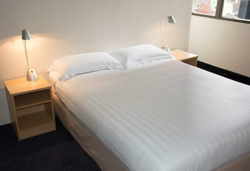 اتاق استاندارد با سرویس بهداشتی مشترک, Siesta Sydney