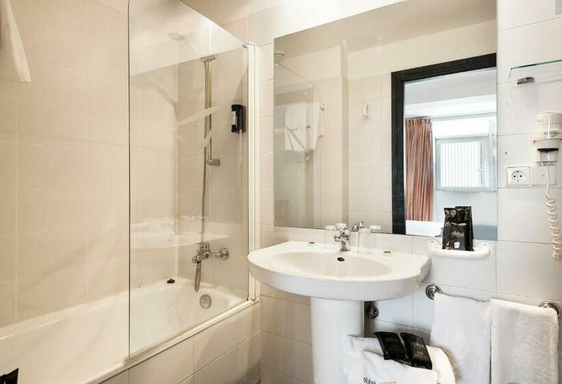 غرفة قياسية ثلاثية, Abba Jazz Hotel Vitoria