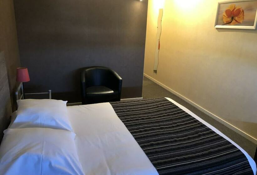 اتاق استاندارد یک نفره, Adonis Lyon Est Hôtel Artys