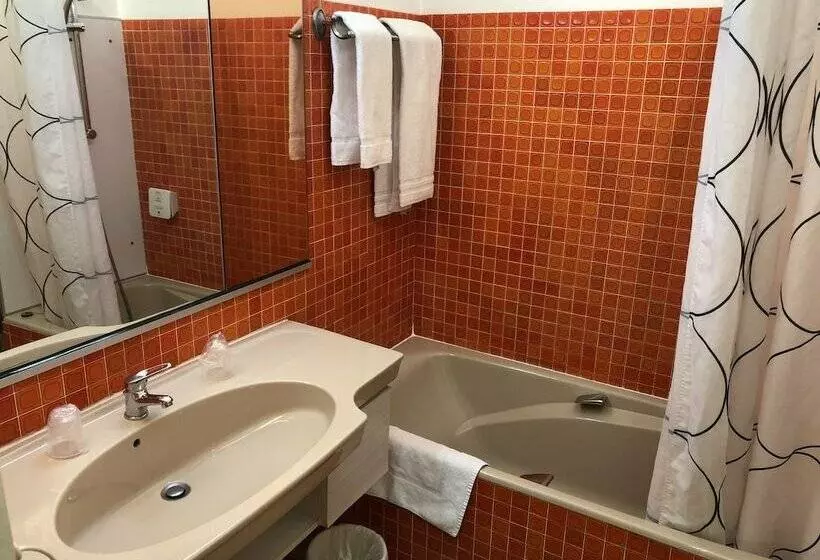 スタンダードシングルルーム, Adonis Lyon Est Hôtel Artys
