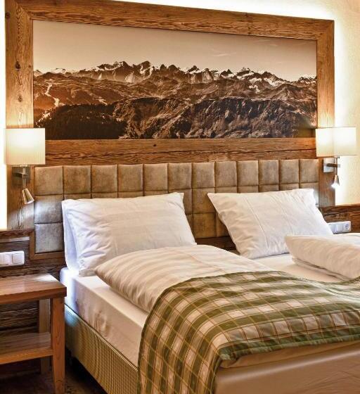 基本间, Alte Post