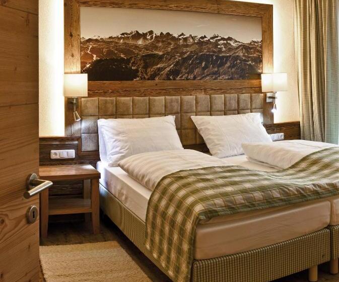 基本间, Alte Post