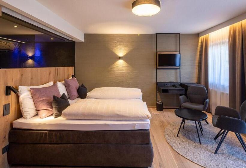 山景套房, Alte Post