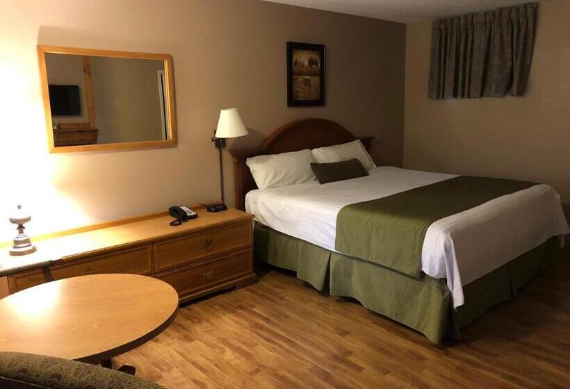 غرفة ديلوكس سرير كينج, Colonial Resort1000islands