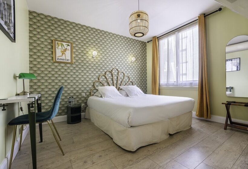 חדר סטנדרט, Cosmopolitain