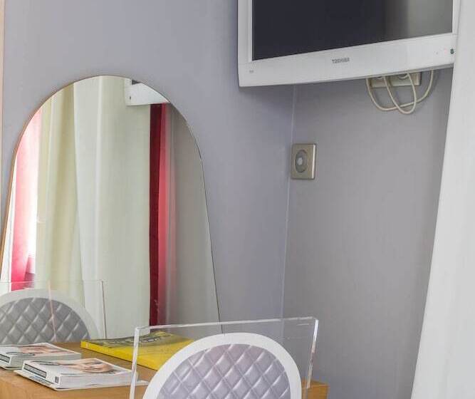 חדר סטנדרט, Cosmopolitain