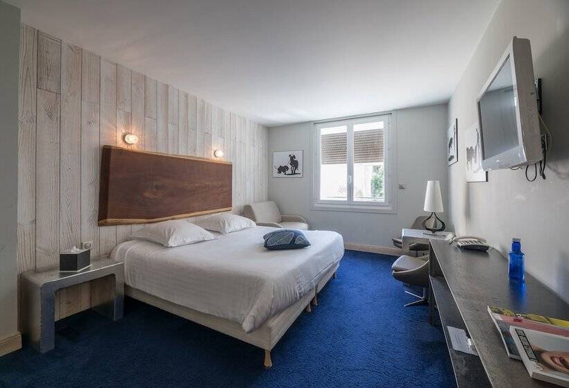 חדר סטנדרט, Cosmopolitain